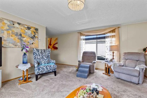430-1101 84 Street Ne, Calgary, AB 