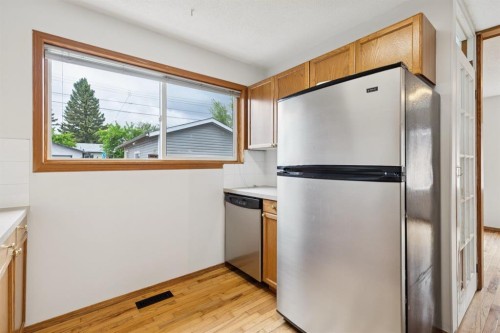 1288 Lake Sylvan Drive Se, Calgary, AB 