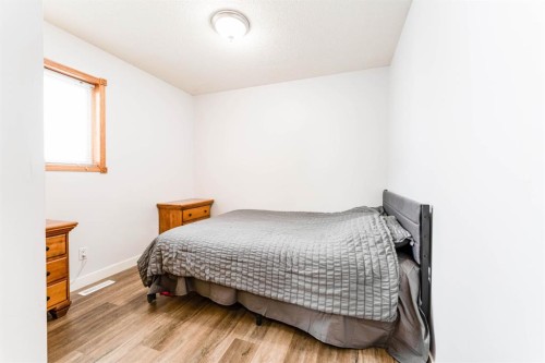 52 Covington Road Ne, Calgary, AB 