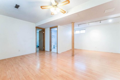52 Covington Road Ne, Calgary, AB 