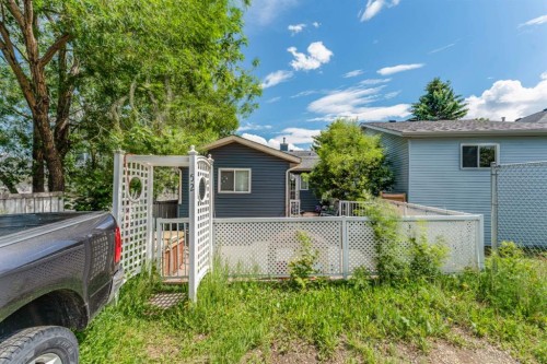 52 Covington Road Ne, Calgary, AB 