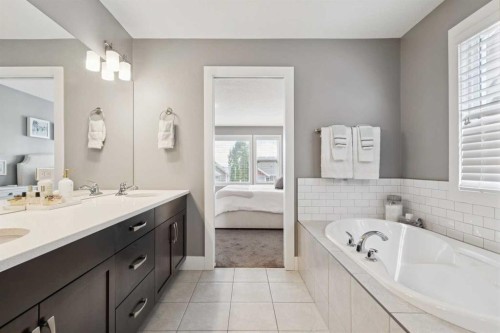 48 Masters Common Se, Calgary, AB 