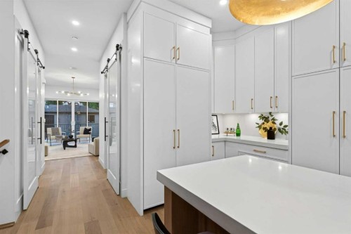 727 15 Street Nw, Calgary, AB 