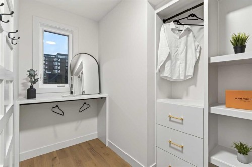 727 15 Street Nw, Calgary, AB 