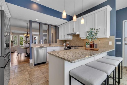 2215 3 Avenue Nw, Calgary, AB 