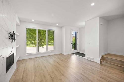 2105 5 Street Nw, Calgary, AB 