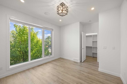 2105 5 Street Nw, Calgary, AB 