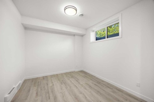2105 5 Street Nw, Calgary, AB 