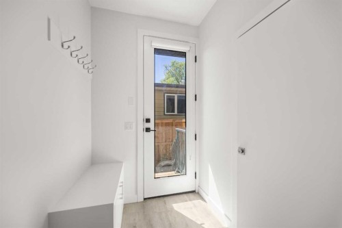 2105 5 Street Nw, Calgary, AB 