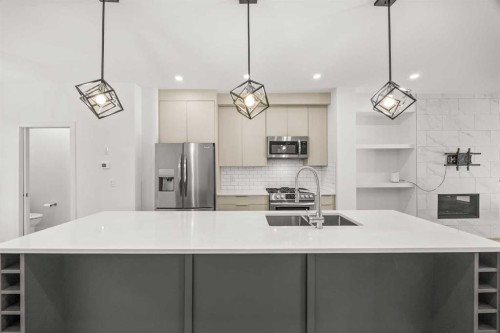 2105 5 Street Nw, Calgary, AB 
