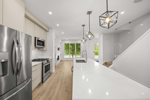 2105 5 Street Nw, Calgary, AB 