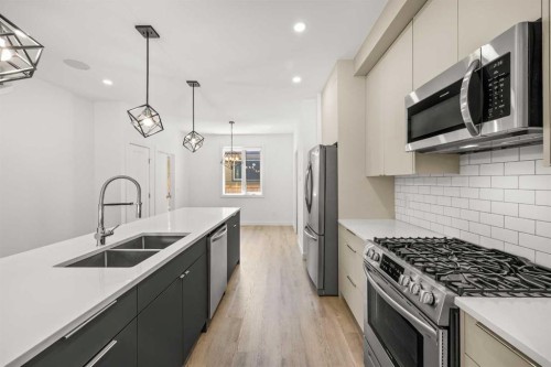 2105 5 Street Nw, Calgary, AB 