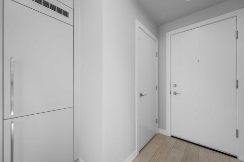 601-8230 Broadcast Avenue Sw, Calgary, AB - Indoor Photo Showing Other Room
