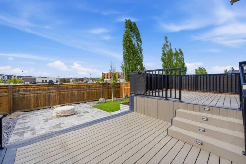 46 Fireside Place, Cochrane, AB 