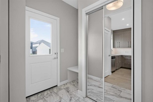 204 Chelsea Manor, Chestermere, AB 
