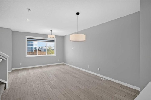 204 Chelsea Manor, Chestermere, AB 