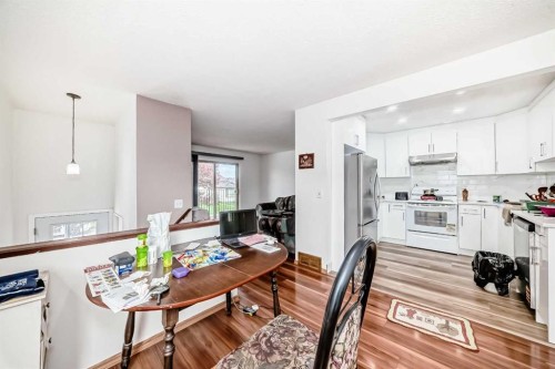 4218 38 Street Ne, Calgary, AB 