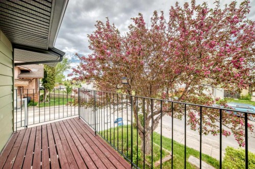 4218 38 Street Ne, Calgary, AB 