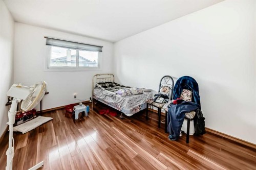 4218 38 Street Ne, Calgary, AB 