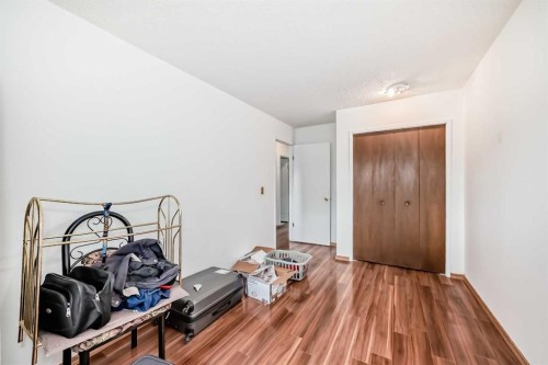 4218 38 Street Ne, Calgary, AB 
