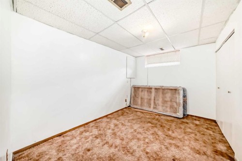 4218 38 Street Ne, Calgary, AB 