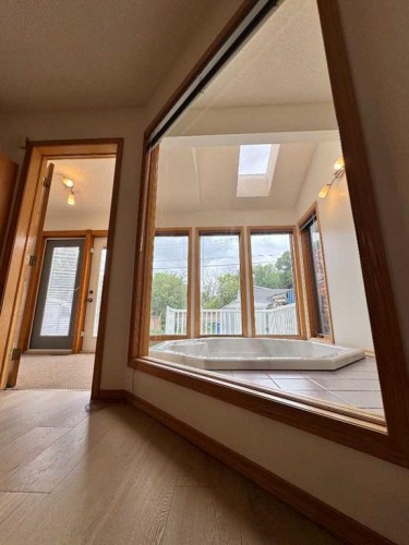 463 23 Avenue Nw, Calgary, AB 