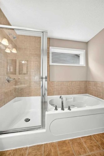 91 Autumn View Se, Calgary, AB 