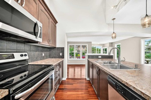 91 Autumn View Se, Calgary, AB 