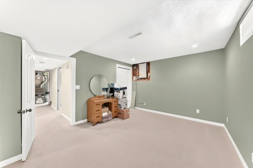1208 Mackid Road Ne, Calgary, AB 