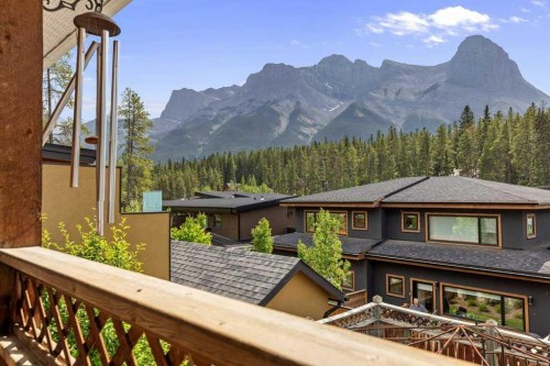 18 Macdonald Place, Canmore, AB 