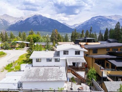18 Macdonald Place, Canmore, AB 