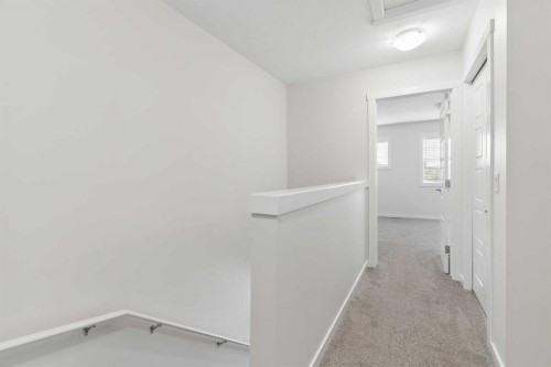 469 Cranbrook Square Se, Calgary, AB 