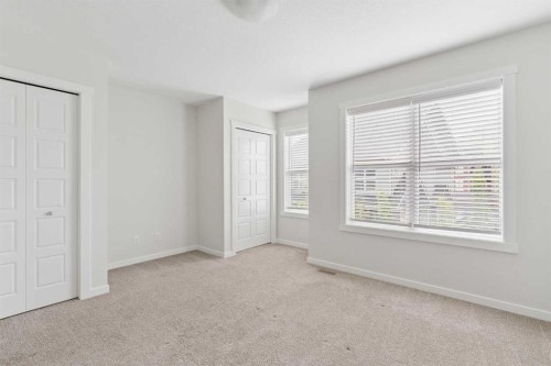 469 Cranbrook Square Se, Calgary, AB 
