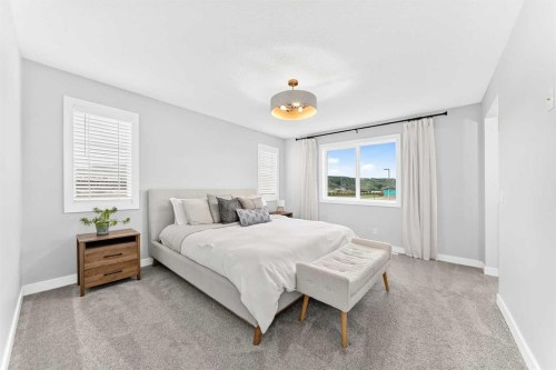 76 Shale Avenue, Cochrane, AB 