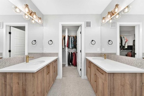 76 Shale Avenue, Cochrane, AB 