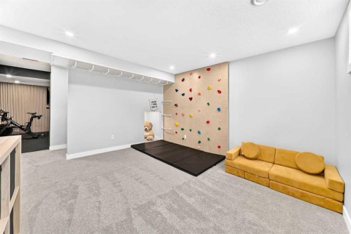 76 Shale Avenue, Cochrane, AB 