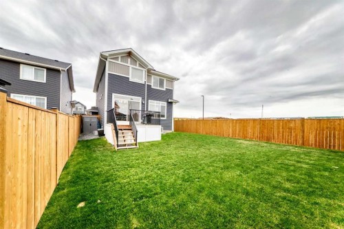 76 Shale Avenue, Cochrane, AB 