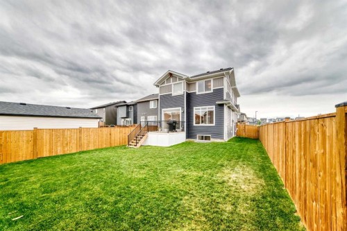 76 Shale Avenue, Cochrane, AB 