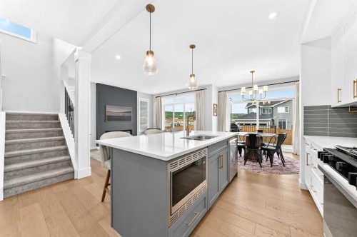 76 Shale Avenue, Cochrane, AB 