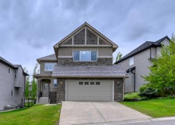 141 Royal Ridge Mount NW Calgary, AB T3G 5Z2