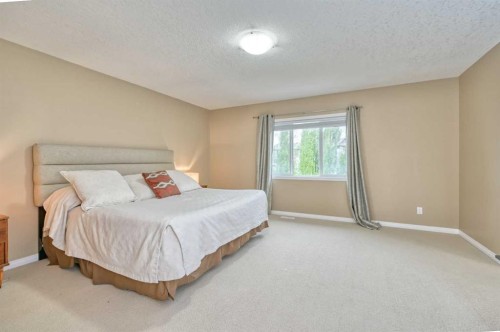 141 Royal Ridge Mount Nw, Calgary, AB 