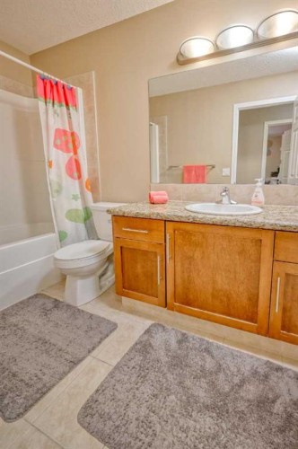 141 Royal Ridge Mount Nw, Calgary, AB 