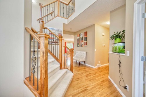 141 Royal Ridge Mount Nw, Calgary, AB 