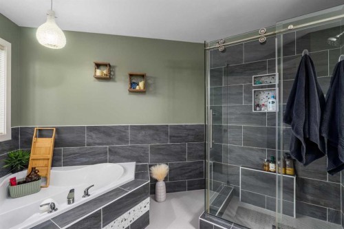 2067 Luxstone Boulevard Sw, Airdrie, AB 