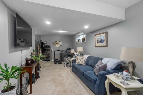2067 Luxstone Boulevard Sw, Airdrie, AB 
