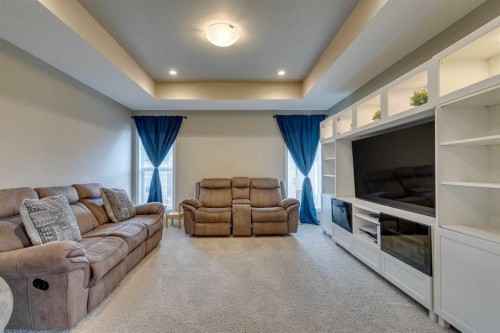 29 Copperpond Parade Se, Calgary, AB 