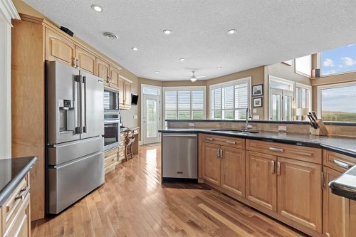 13 Discovery Rise Sw, Calgary, AB 