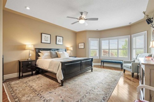 13 Discovery Rise Sw, Calgary, AB 