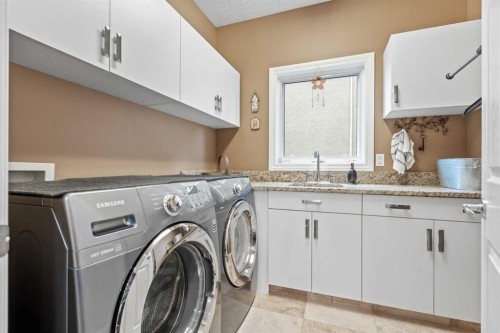 13 Discovery Rise Sw, Calgary, AB 