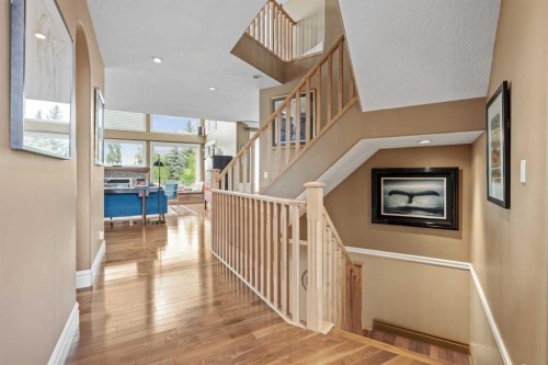 13 Discovery Rise Sw, Calgary, AB 
